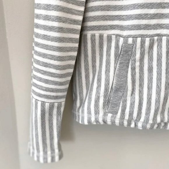 J. Crew gray and white striped hoodie sweatshirt with kangaroo pocket. Women's S - Picture 4 of 8